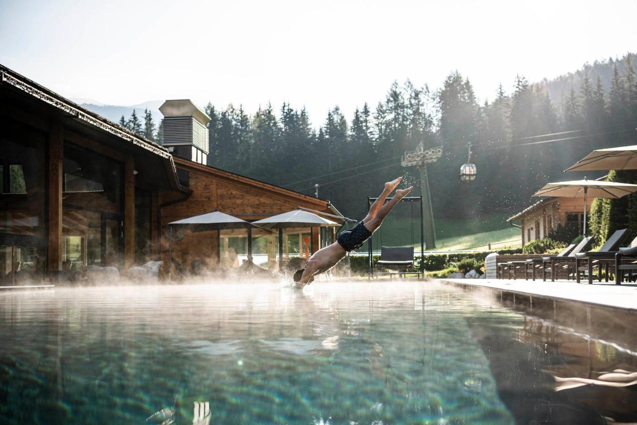 Bad Moos - Aqua Spa Resort Sexten Екстер'єр фото