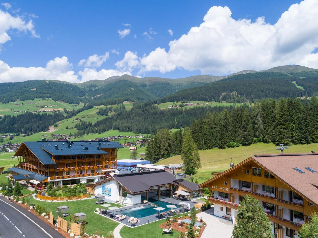Bad Moos - Aqua Spa Resort Sexten Екстер'єр фото